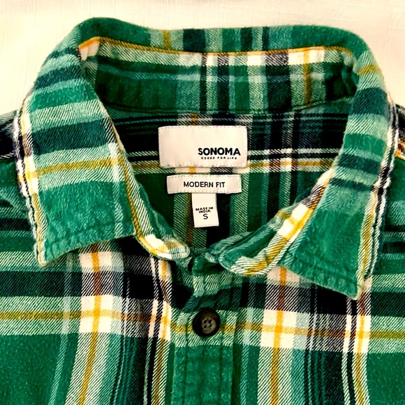 Sonoma~Flannel Shirt / Modern Fit / Button Front - Picture 3 of 9